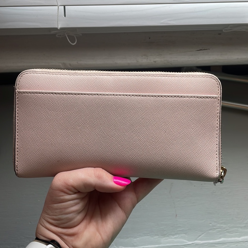 Wallet - Picture 2 of 8